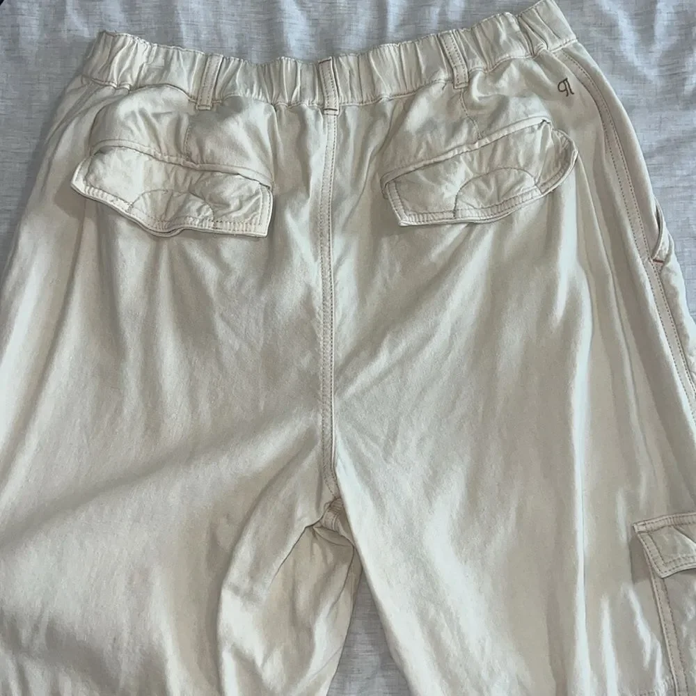 Pilcro Wide-Leg Cargo Pants in Off-White/Cream